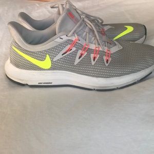 Nike tennis shoes